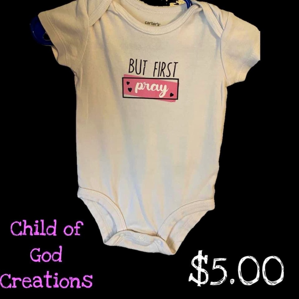 Baby onesie size 6m